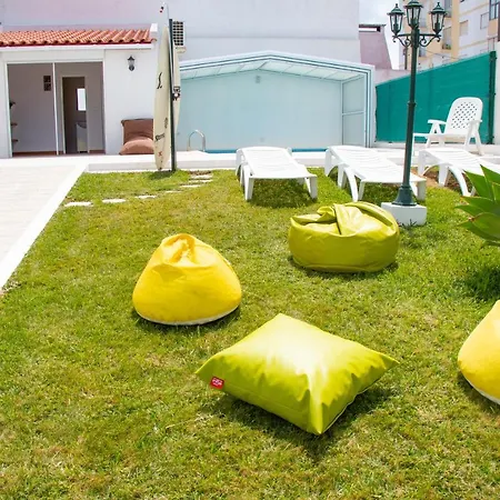 Mahara Caparica Surf Camp Caparica