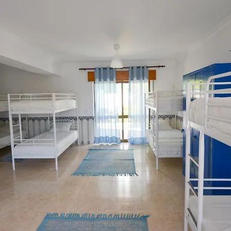 Mahara Caparica Surf Camp Ferienhaus *